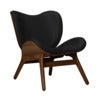 A Conversation Piece Lepotuoli Dark Oak/Hope Leather Black
