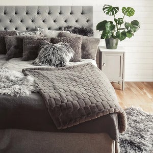 Fluffy Tyynyliina 45x45 cm Grey